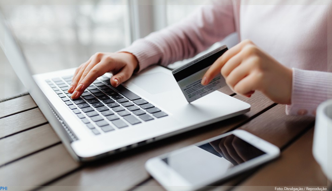 Farmácias tiveram crescimento de 106% nas vendas online e por delivery