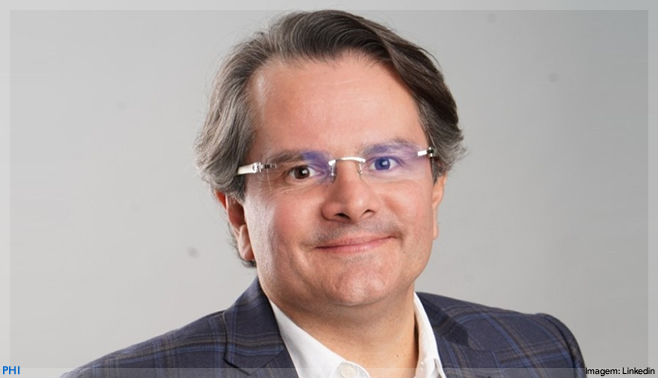 Pague Menos troca CEO e traz primeiro executivo de fora da família