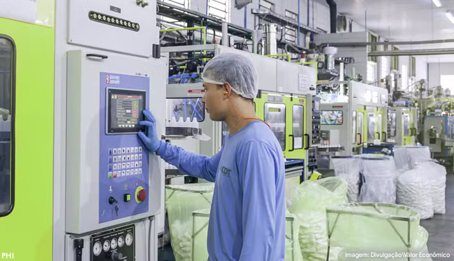 Vinci negocia venda de 50% da Farmax por R$ 500 milhões para os fundos Vydia e Lazuli