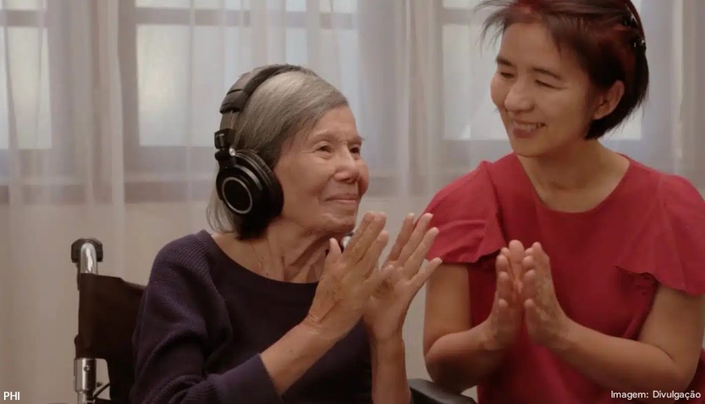 Dia Mundial da Doença de Alzheimer tem campanha emocionante com música na voz de Fábio Jr.