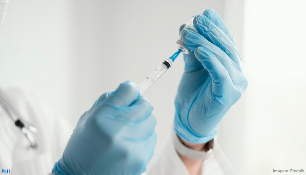Em busca de vacina mais eficaz, cientistas monitoram mutações do vírus da gripe em amostras de esgoto
